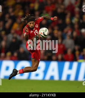 Cardiff, Großbritannien. September 2024. Sorba Thomas von Wales in Aktion. Wales gegen die Türkei, UEFA Nations League, Spiel der Gruppe H im Cardiff City Stadion am Freitag, den 6. September 2024. Nur redaktionelle Verwendung. bild von Andrew Orchard/Andrew Orchard Sportfotografie/Alamy Live News Credit: Andrew Orchard Sportfotografie/Alamy Live News Stockfoto