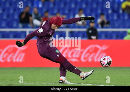 Cali, Kolumbien. September 2024. Torhüterin Fatima Zahra El Jebraoui aus Morroco, während des Gruppenspiels der FIFA U-20-Frauen-Weltmeisterschaft Kolumbien 2024 zwischen Morroco und Spanien im Olympischen Pascual Guerrero-Stadion in Cali am 07. September 2024. Foto: Alejandra Arango/DiaEsportivo/Alamy Live News Credit: DiaEsportivo/Alamy Live News Stockfoto