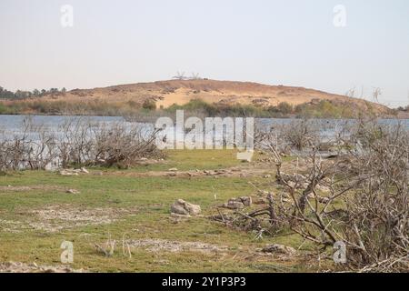 Naturlandschaft am Nassersee in Assuan, Ägypten Stockfoto