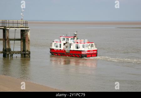 Ein Blick auf die Wyre Mündungsfähre an der Küste von Lancashire, Großbritannien, Europa am Samstag, den 7. September, 2024 Stockfoto