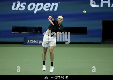 Taylor Fritz aus den USA am 12. Tag des Grand Slam-Tennisturniers 2024 am 6. September 2024 im USTA Billie Jean King National Tennis Center in New York, USA Stockfoto