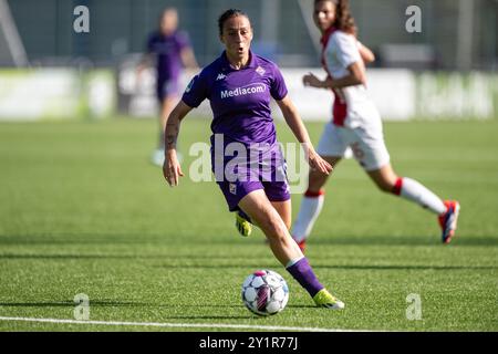 Broendby, Dänemark. September 2024. Michela Catena (10) von Fiorentina wurde während des Qualifikationsspiels zwischen Ajax und Fiorentina in Bane 2 in Broendby gesehen. Quelle: Gonzales Photo/Alamy Live News Stockfoto