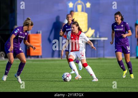 Broendby, Dänemark. September 2024. Lotte Keukelaar (23) von Ajax, der während des Qualifikationsspiels zwischen Ajax und Fiorentina in Bane 2 in Broendby zu sehen war. Quelle: Gonzales Photo/Alamy Live News Stockfoto