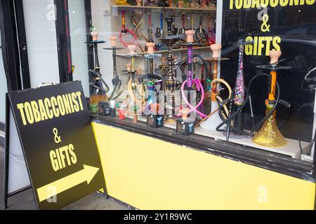 Tobacco & Gifts Shop in King Street, Newtown, Sydney, NSW, Australien Stockfoto