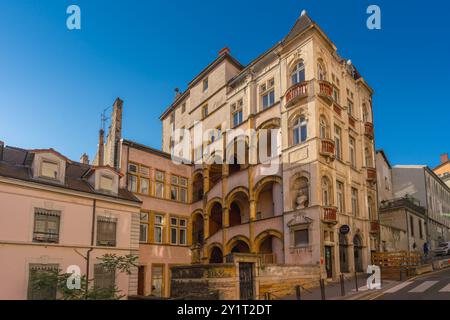 Lyon, Frankreich. Juni 2024. Außenansicht des Maison Henri IV, ein historisches Gebäude im Renaissancestil im Viertel Vieux Lyon Stockfoto