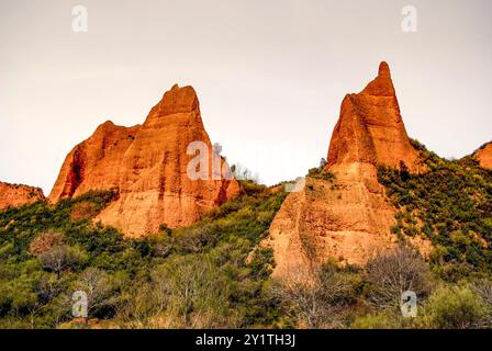 Las Medulas, Leon, Galicien, Spanien. Las Medulas. Bizarre Landschaft einer alten römischen Goldmine. März 2007 Stockfoto