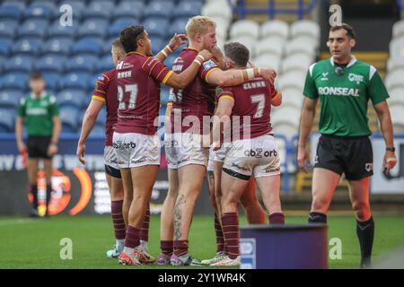 Huddersfield, Großbritannien. September 2024. TUI Lolohea von Huddersfield Giants feiert seinen Versuch während des Spiels Huddersfield Giants gegen London Broncos im John Smith's Stadium, Huddersfield, Vereinigtes Königreich, 8. September 2024 (Foto: Alfie Cosgrove/News Images) in Huddersfield, Vereinigtes Königreich, am 8. September 2024. (Foto: Alfie Cosgrove/News Images/SIPA USA) Credit: SIPA USA/Alamy Live News Stockfoto