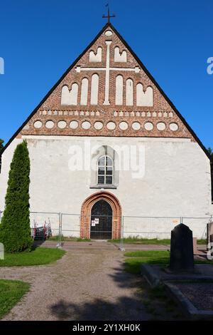 Michaeliskirche, Pernajan Pyhän Mikaelin kirkko, in Pernaja bei Loviisa in Südfinnland, August 2024 Stockfoto