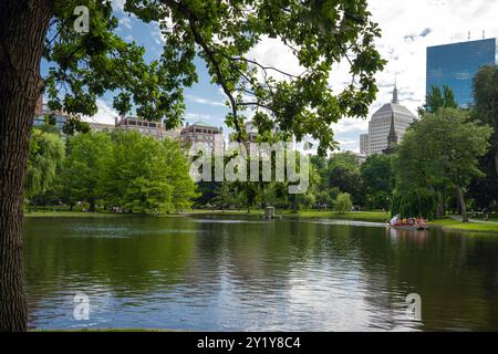 Die Lagune ist ein kleiner See im Boston Common, ein öffentlicher Park und Garten in Massachusetts Stockfoto