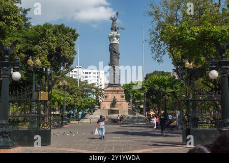 Das Parque Centenario Monument zum hundertjährigen Jubiläum der Unabhängigkeit im historischen Stadtzentrum von Guayaquil, Ecuador Stockfoto