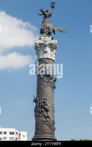 Das Parque Centenario Monument zum hundertjährigen Jubiläum der Unabhängigkeit im historischen Stadtzentrum von Guayaquil, Ecuador Stockfoto