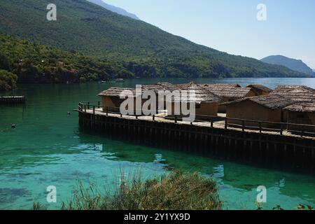 Ploca Micov Kamen - archäologische Stätte der Bucht der Knochen am See Ohrid, Nordmakedonien Stockfoto