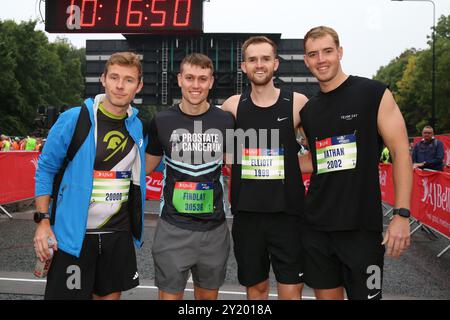 Newcastle upon Tyne, Großbritannien. September 2024. Der Great North Run 2024 mit Läufern für den weltgrößten Halbmarathon für Läufer aller Fähigkeiten, Newcastle upon Tyne, Großbritannien, September 2024, Quelle: DEW/Alamy Live News Stockfoto