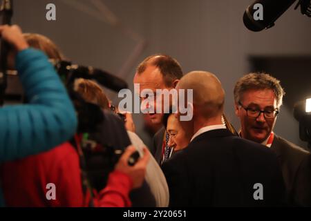 Friedrich Merz nachdenklich bis entschlossen Stockfoto