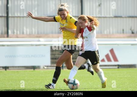 Woking FC Women gegen Abbey Rangers FC Women Southern Regional Womens Football League bei Kingfield Woking FC 8. September 2024 Stockfoto