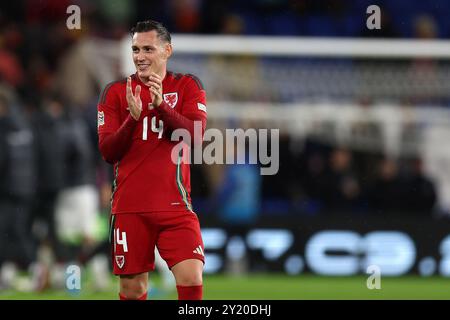 Cardiff, Großbritannien. September 2024. Connor Roberts aus Wales schaut zu. Wales gegen die Türkei, UEFA Nations League, Spiel der Gruppe H im Cardiff City Stadion am Freitag, den 6. September 2024. Nur redaktionelle Verwendung. bild von Andrew Orchard/Andrew Orchard Sportfotografie/Alamy Live News Credit: Andrew Orchard Sportfotografie/Alamy Live News Stockfoto