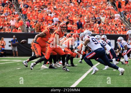 Cincinnati, Ohio, USA. September 2024. Cincinnati Bengals während des regulären Saisonspiels zwischen den New England Patriots und Cincinnati Bengals in Cincinnati, Ohio. JP Waldron/Cal Sport Media/Alamy Live News Stockfoto