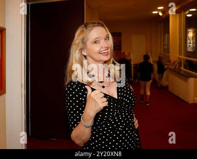 Julia Biedermann bei der Premiere -Stasi,Stress und Stolperfallen- im Schlosspark Theater. *** Julia Biedermann bei der Premiere Stasi,Stress und Stolperfallen im Schlosspark Theater Stockfoto