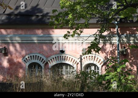 Suomenlinna / Sveaborg Sea Fortress, UNESCO-Weltkulturerbe auf Insel im Hafen von Helsinki, Finnland, August 2024. 100 Fotos Stockfoto