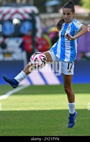 Bogota, Kolumbien. September 2024. Denise Rojo aus Argentinien, beim Spiel der Gruppe F FIFA U-20-Frauen-Weltmeisterschaft Kolumbien 2024 zwischen Argentinien und Costa Rica im Metropolitano de Techo Stadium in Bogota am 8. September 2024. Foto: Julian Medina/DiaEsportivo/Alamy Live News Credit: DiaEsportivo/Alamy Live News Stockfoto