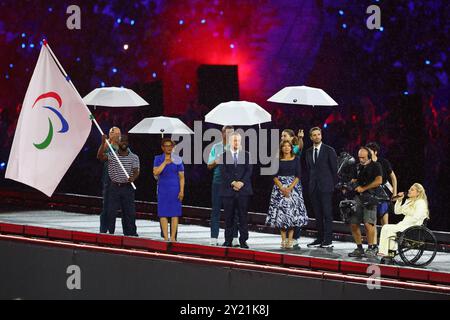 (L bis R) Bürgermeister von Los Angeles Karen Bass, IPCIPC-Präsident Andrew Parsons, Bürgermeisterin von Paris Anne Hidlago, Tony Estanguet, 8. SEPTEMBER 2024: Abschlusszeremonie der Paralympischen Spiele von Paris 2024 im Stade de France in Saint-Denis, Frankreich. Quelle: Naoki Morita/AFLO SPORT/Alamy Live News Stockfoto