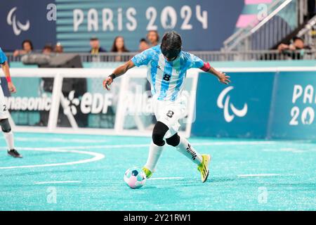 Paris, Frankreich. September 2024. Osvaldo Fernandez (ARG) Blind Football : Endspiel zwischen Frankreich 1-1 (3:2) Argentinien im Eiffelturm-Stadion während der Paralympischen Spiele 2024 in Paris, Frankreich. Quelle: SportsPressJP/AFLO/Alamy Live News Stockfoto