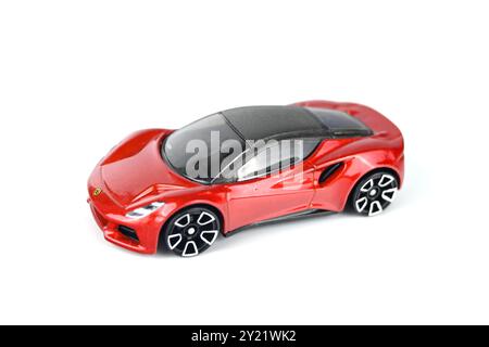 Hot WHEELS Lotus Emira Spielzeugmodell – Wales, Großbritannien – 08. September 2024 Stockfoto