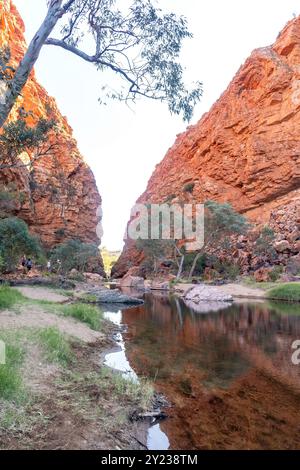 Simpsons Gap, Burt Plain, West MacDonnell Ranges, West MacDonnell National Park (Tjoritja), Northern Territory, Australien Stockfoto