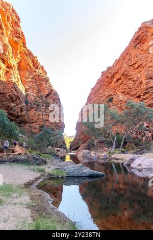 Simpsons Gap, Burt Plain, West MacDonnell Ranges, West MacDonnell National Park (Tjoritja), Northern Territory, Australien Stockfoto