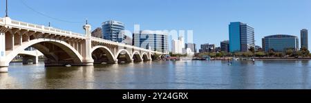 Tempe Town Lake und Downtown Tempe Arizona Stockfoto