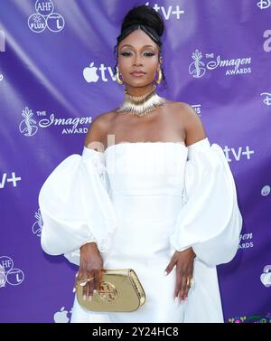 Yaya Dacosta kommt bei den 39. Jährlichen Imagen Awards, die am Sonntag, den 8. September 2024, auf der Plaza de Cultura in Los Angeles, KALIFORNIEN, stattfinden. (Foto: Sthanlee B. Mirador/SIPA USA) Stockfoto