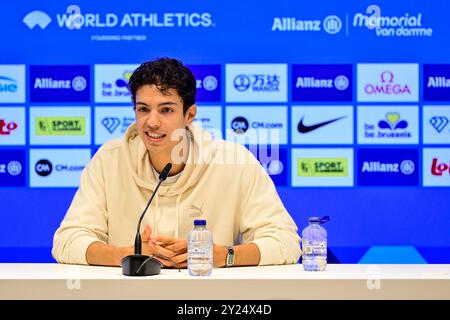 Der belgische Jonathan Sacoor wurde während einer Pressekonferenz zur 48. Ausgabe der Leichtathletikveranstaltung Memorial Van Damme in Brüssel am Montag, den 9. September 2024, vorgestellt. Das Allianz Memorial Van Damme Diamond League Meeting 2024 findet am 13. Und 14. September 2O24 statt. BELGA FOTO DIRK WAEM Stockfoto