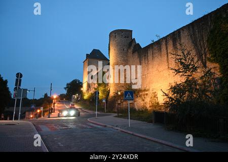 Luxemburg, Luxemburg - 29. August 2024: Die Altstadt von Luxemburg in der Abendzeit. Stockfoto