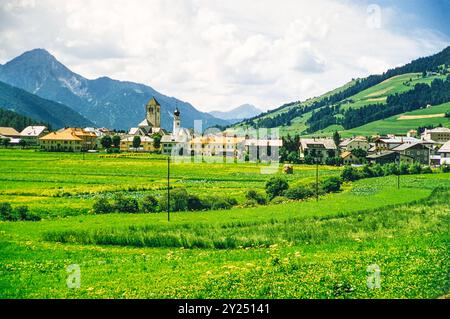 Dorf Innichen oder San Candido, italienische Dolomiten, Südtirol, Norditalien, Europa 1950er Jahre Stockfoto