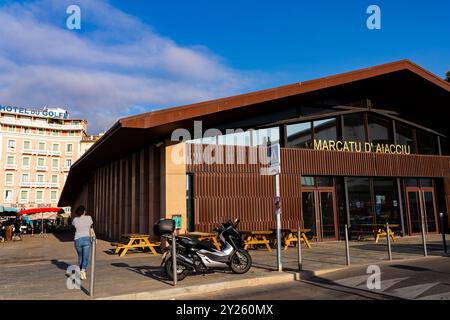 Marché Central d'Ajaccio, Korsika, Marktgebäude in Ajaccio, Korsika. Entworfen von Bernard Desmoulin, ORMA Architettura. Stockfoto