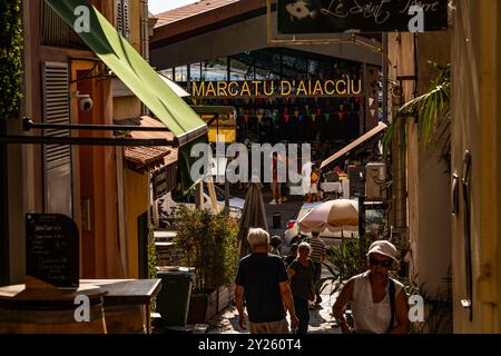 Marché Central d'Ajaccio, Korsika, Marktgebäude in Ajaccio, Korsika. Entworfen von Bernard Desmoulin, ORMA Architettura. Stockfoto