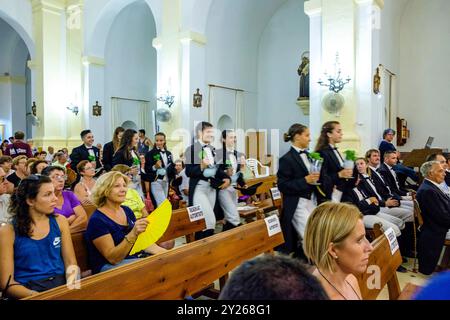 Käfermesse, Ritter in religiösen Feierlichkeiten, Pfarrkirche Sant Lluís, Menorca, Balearen, Spanien. Stockfoto