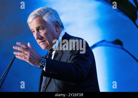 IL Vice Presidente del Consiglio dei Ministri, Ministro degli Esteri e segretario di Forza Italia Antonio Tajani, in Occasione dell'evento di Confartigianato 'Match Point', widato all'analisi delle prossime sfide politiche ed economiche per il futuro dell'Italia e dell'Europa. Roma, Luned&#xec; 09 Settembre 2024 (Foto Mauro Scrobogna /LaPresse) der stellvertretende Premierminister, Außenminister und Sekretär der Forza Italia Antonio Tajani anlässlich der Confartigianato-Veranstaltung „Match Point“, die der Analyse der bevorstehenden politischen und wirtschaftlichen Halle gewidmet ist Stockfoto