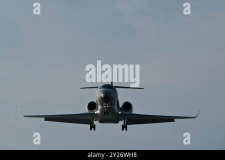 Privatjet landet am Flughafen Batumi Stockfoto