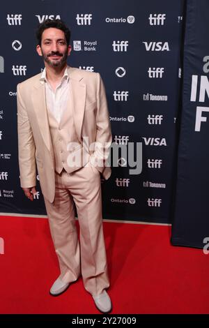 Toronto, Kanada. September 2024. Juan Minujin besucht die Premiere von „ohne Blut“ während des Toronto International Film Festivals 2024 im TIFF Lightbox in Toronto, Ontario, am 8. September 2024. (Foto: Arrush Chopra/NurPhoto) Credit: NurPhoto SRL/Alamy Live News Stockfoto