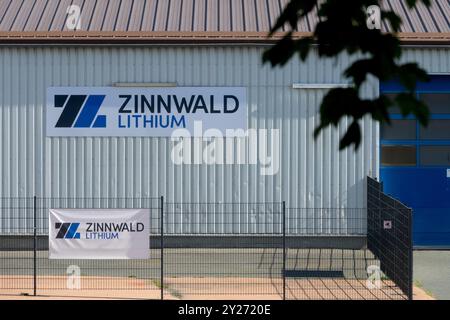 Zinnwald Lithium-Logo-Bergbauunternehmen Altenberg Deutschland Europa Deutsches Erzgebirge Stockfoto