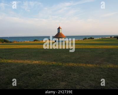 Herbstliches Abendlicht in einem Pavillon, Frinton on Sea Stockfoto