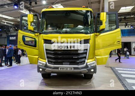 DAF XF 530 FT SSC Tractor Truck auf der Internationalen Automobil-Ausstellung für Nutzfahrzeuge. Hannover, Deutschland - 20. September 2022 Stockfoto