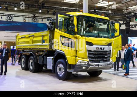 DAF XF 530 FT SSC Tractor Truck auf der Internationalen Automobil-Ausstellung für Nutzfahrzeuge. Hannover, Deutschland - 20. September 2022 Stockfoto