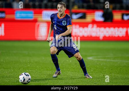 Venlo, Niederlande. September 2024. VENLO, NIEDERLANDE - 9. SEPTEMBER: Youri Baas aus den Niederlanden U23 dribbelt während des Qualifikationsspiels der UEFA U23-Europameisterschaft zwischen den Niederlanden U23 und Georgien U23 im Stadion de Koel am 9. September 2024 in Venlo, Niederlande. (Foto: Broer van den Boom/Orange Pictures) Credit: Orange Pics BV/Alamy Live News Stockfoto