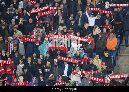 Oslo, Norwegen. September 2024. Oslo, Norwegen, 9. September 2024: Norwegische Fans werden vor dem Fußballspiel der UEFA Nations League Gruppe B3 zwischen Norwegen und Österreich im Ullevaal Stadium in Oslo, Norwegen, gesehen. (ANE Frosaker/SPP) Credit: SPP Sport Press Photo. /Alamy Live News Stockfoto