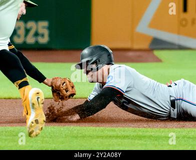 Pittsburgh, Usa. September 2024. Miami Marlins-Catcher Nick Fortes (4) ist am Montag, 9. September 2024, im PNC Park im fünften Inning gegen die Pittsburgh Pirates. Foto: Archie Carpenter/UPI Credit: UPI/Alamy Live News Stockfoto