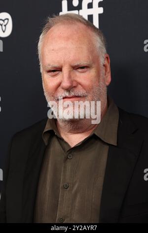 Toronto, Kanada. Ein. September 2024. Guy Maddin at Arrivals for RUMOURS Premiere beim Toronto International Film Festival (TIFF) 2024, Royal Alexandra Theatre, Toronto, ON, 9. September, 2024. Quelle: JA/Everett Collection/Alamy Live News Stockfoto