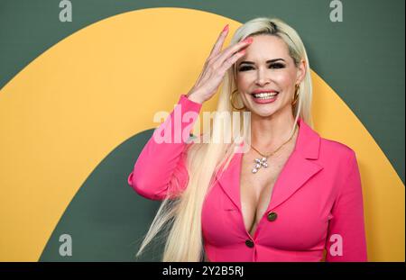 Berlin, Deutschland. September 2024. Daniela Katzenberger kommt zur Eröffnungsveranstaltung der McDonalds Niederlassung in der Alboinstraße. Quelle: Jens Kalaene/dpa/Alamy Live News Stockfoto