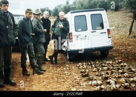 Gennaio 1991 Archivio Storico Olycom/LaPresse Bernhard van Lippe-Biesterfeld (Jena, 29 giugno 1911 - Utrecht, 1° dicembre 2004) è stato principe consorte dei Paesi Bassi dal 1948 al 1980, in Quanto marito della regina Giuliana. Figlio del principe Bernhard, lo zio Leopoldo IV lo elevò dal rango comitale a quello principesco nel 1916, mA dal 1937 divenne principe dei Paesi Bassi in virtù delle nozze con Giuliana. Dallo stesso anno era conosciuto ufficialmente con il trattamento di Altezza reale. IL suo soprannome informale Era Benno. Nella Foto: Principe Bernardo d'Olanda durante la Caccia ai fa Stockfoto